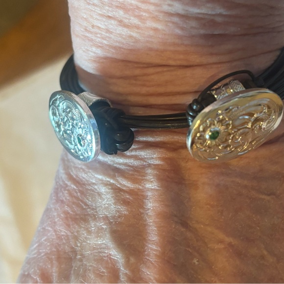 NWOT Silver and Black leather adjustable bracelet with green crystal accents. - Picture 4 of 7